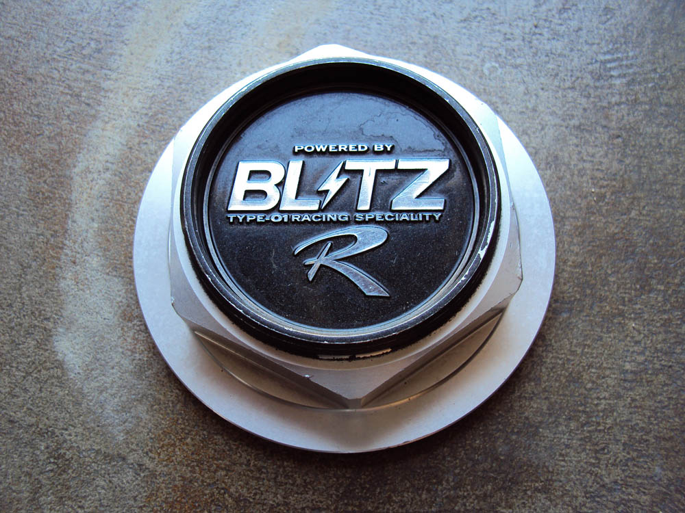 Index of /images/for_sale/Blitz_Type01R_hex_center_caps