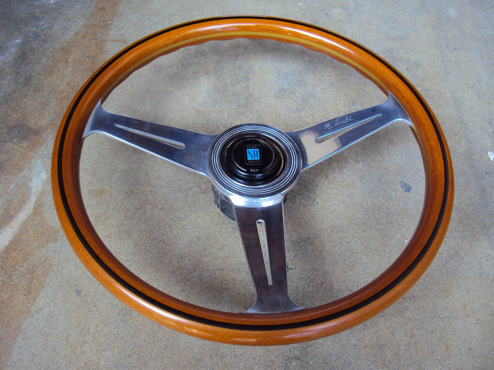 Index of /images/for_sale/Nardi_Classic_Polished_360mm_061614