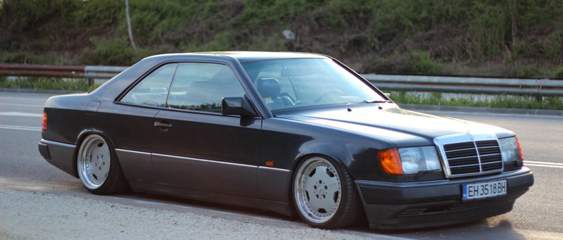 Mercedes_Benz_W124_Coupe_AMG_Aero_I_01.jpg