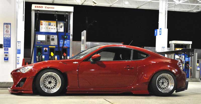 Rocket_Bunny_Toyota_GT_86_BBS_RSS_02.jpg