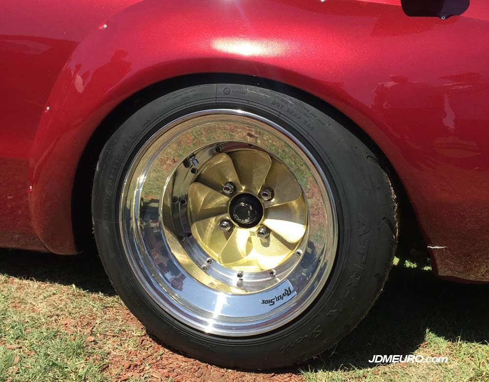 These Riverside Super River looked flawless, a view that I have never seen in person before. I wonder if those are original specs on these old school JDM Wheels. These wheels are definitely my highlight of JCCS 2017.