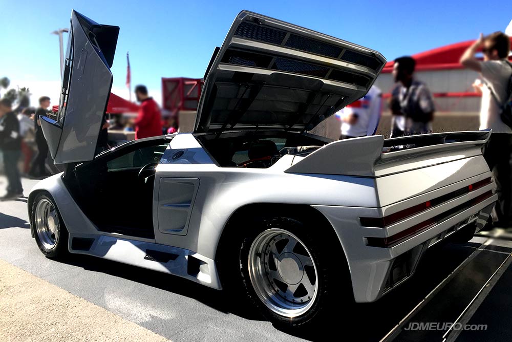 Vector Aeromotive Vector W8 Twin-Turbo Supercar at Radwood 2018 at Petersen Automotive Museum in Los Angeles, California