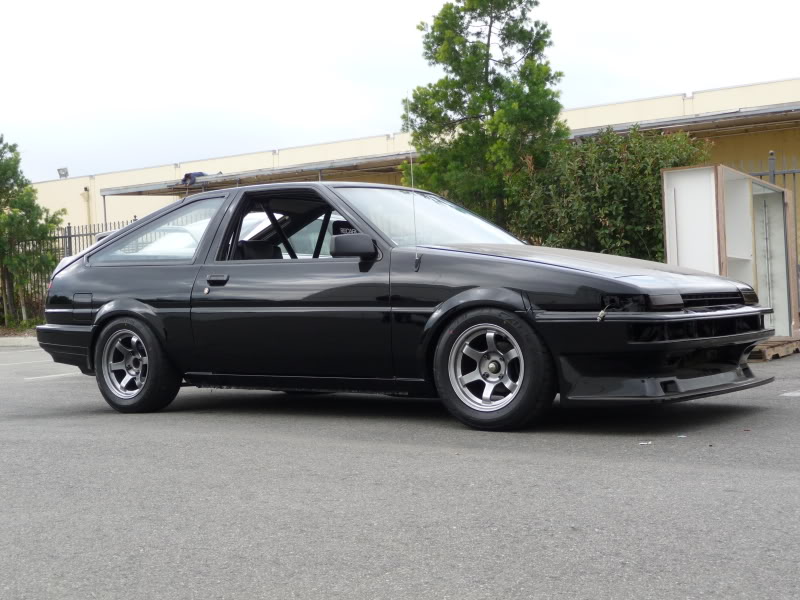AE86 Toyota Corolla on Limited Titanium Volk Racing TE37